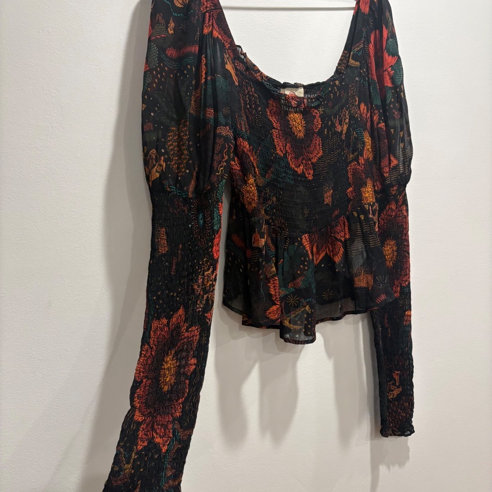 Farm Rio River Creatures Top Black Floral Smocked Long Sleeve Whimsigoth Sheer L - Picture 2 of 13